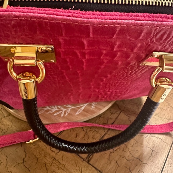 Italian Leather/Suede Crocodile Skin Style Tote, Florence, Italy - Picture 6 of 6